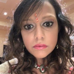 Meet your Posher, Dhruva